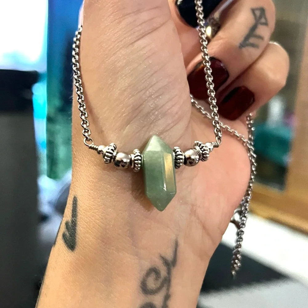 🔴Handmade Double terminated green adventurine crystal gems adjustable choker_5